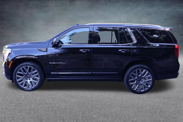 New 2026 GMC Yukon Denali Ultimate w/ LPO, Floor Liner Package AWD/4WD image 4