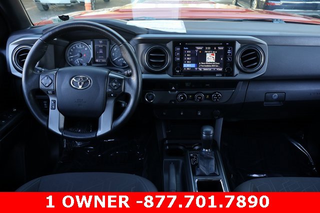 Used 2016 Toyota Tacoma TRD Sport image 14