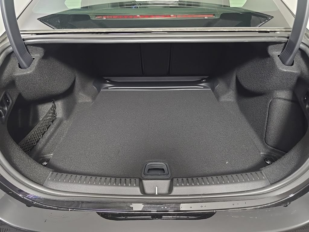 New 2026 Mercedes-Benz E 350 4MATIC Sedan image 13