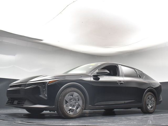 Used 2025 Kia K4 FWD image 36