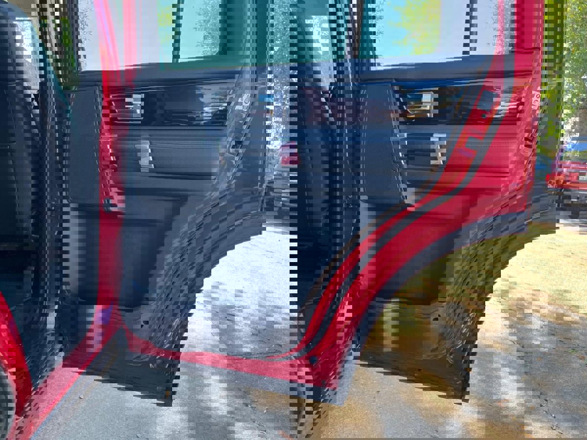 Used 2013 Land Rover LR4 HSE image 38