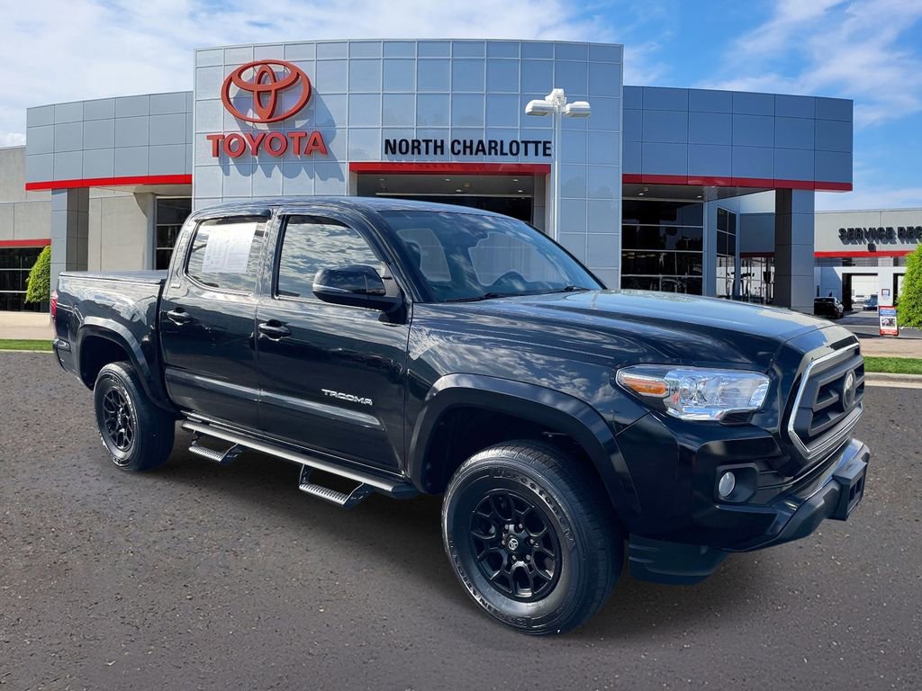 Used 2022 Toyota Tacoma SR5 w/ Technology Package image 3