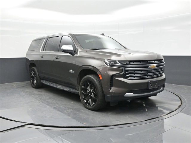 Used 2021 Chevrolet Suburban Premier w/ Premium Package image 12