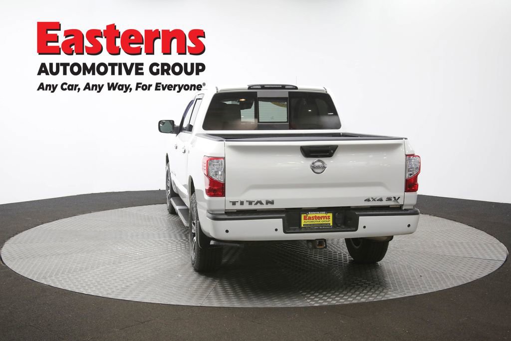 Used 2020 Nissan Titan SV w/ SV Convenience Package image 38