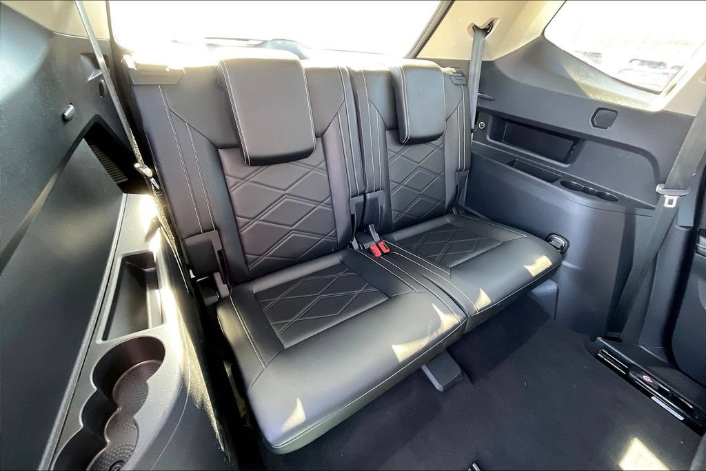 Used 2024 Volkswagen Atlas SE AWD/4WD image 25