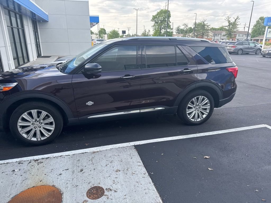 Used 2023 Ford Explorer King Ranch w/ Technology Package AWD/4WD image 4