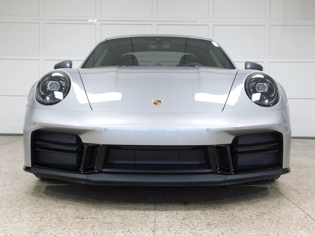 Used 2025 Porsche 911 Carrera T image 2