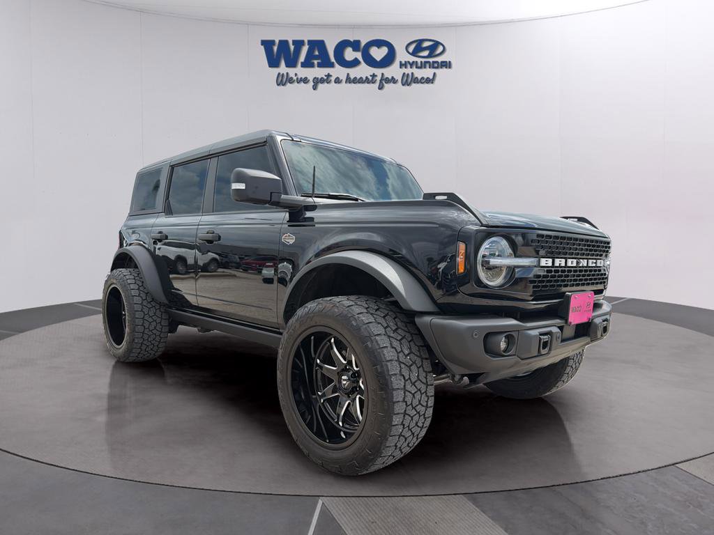 Used 2023 Ford Bronco Wildtrak image 9