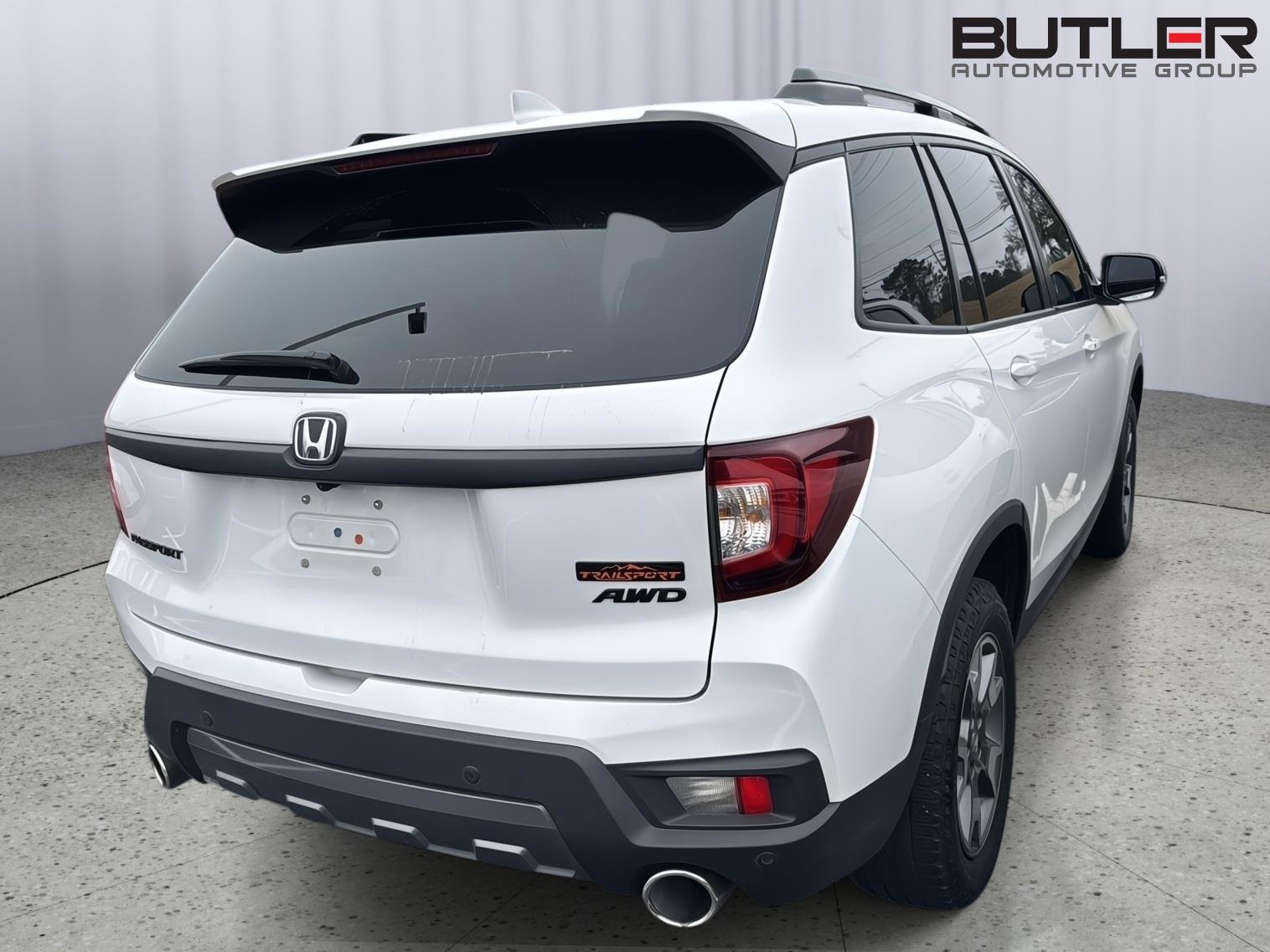 Used 2023 Honda Passport TrailSport image 4