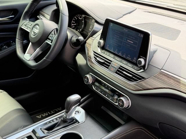 Used 2019 Nissan Altima 2.5 Platinum AWD/4WD image 12