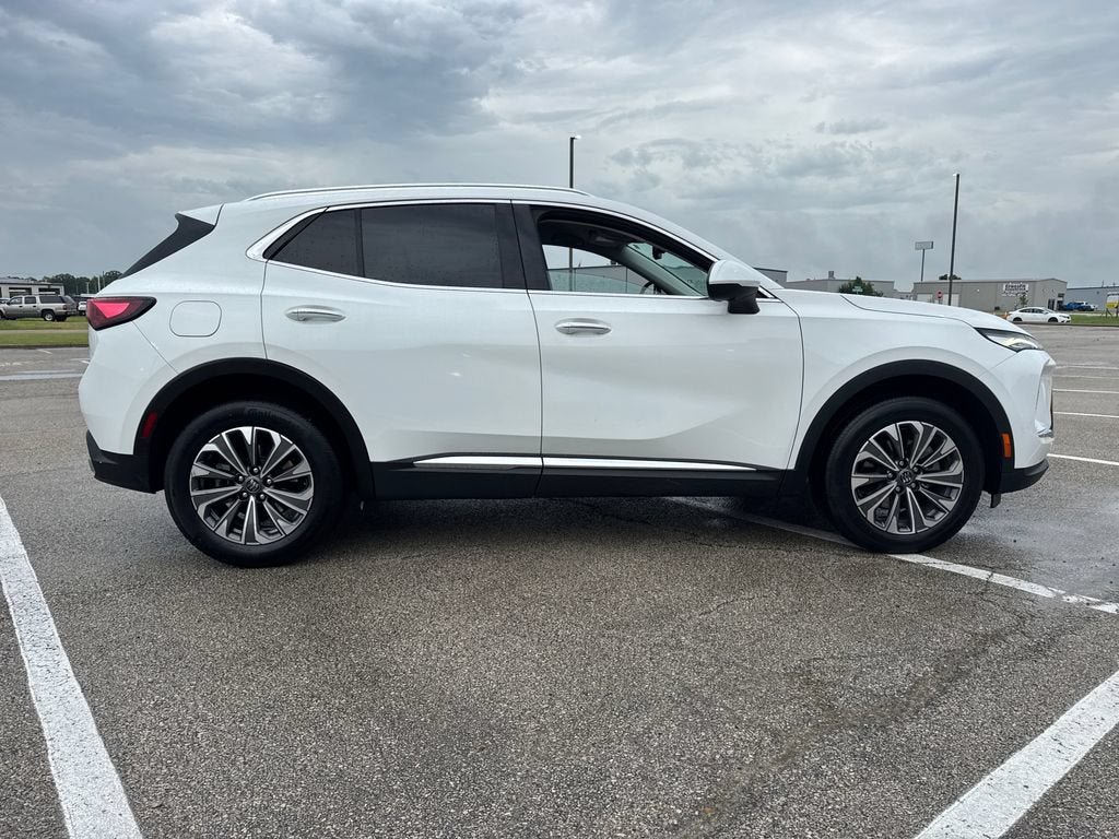 Used 2024 Buick Envision Preferred AWD/4WD image 7