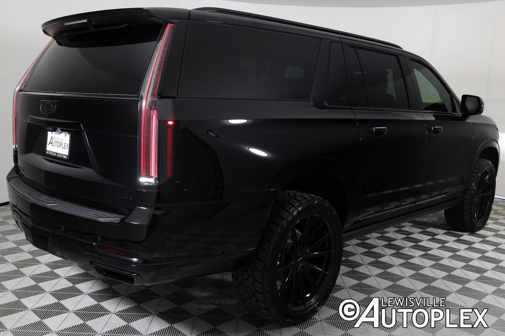 Used 2026 Cadillac Escalade ESV Platinum Luxury w/ LPO, Floor Liner Package image 5