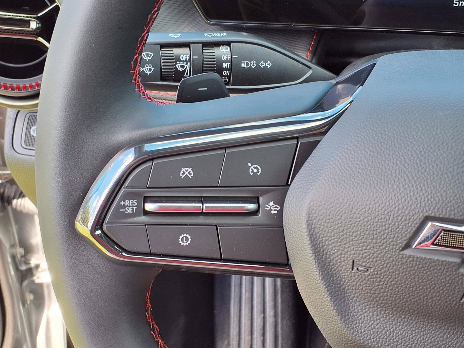 New 2027 Chevrolet Equinox RS w/ Convenience Package III FWD image 19