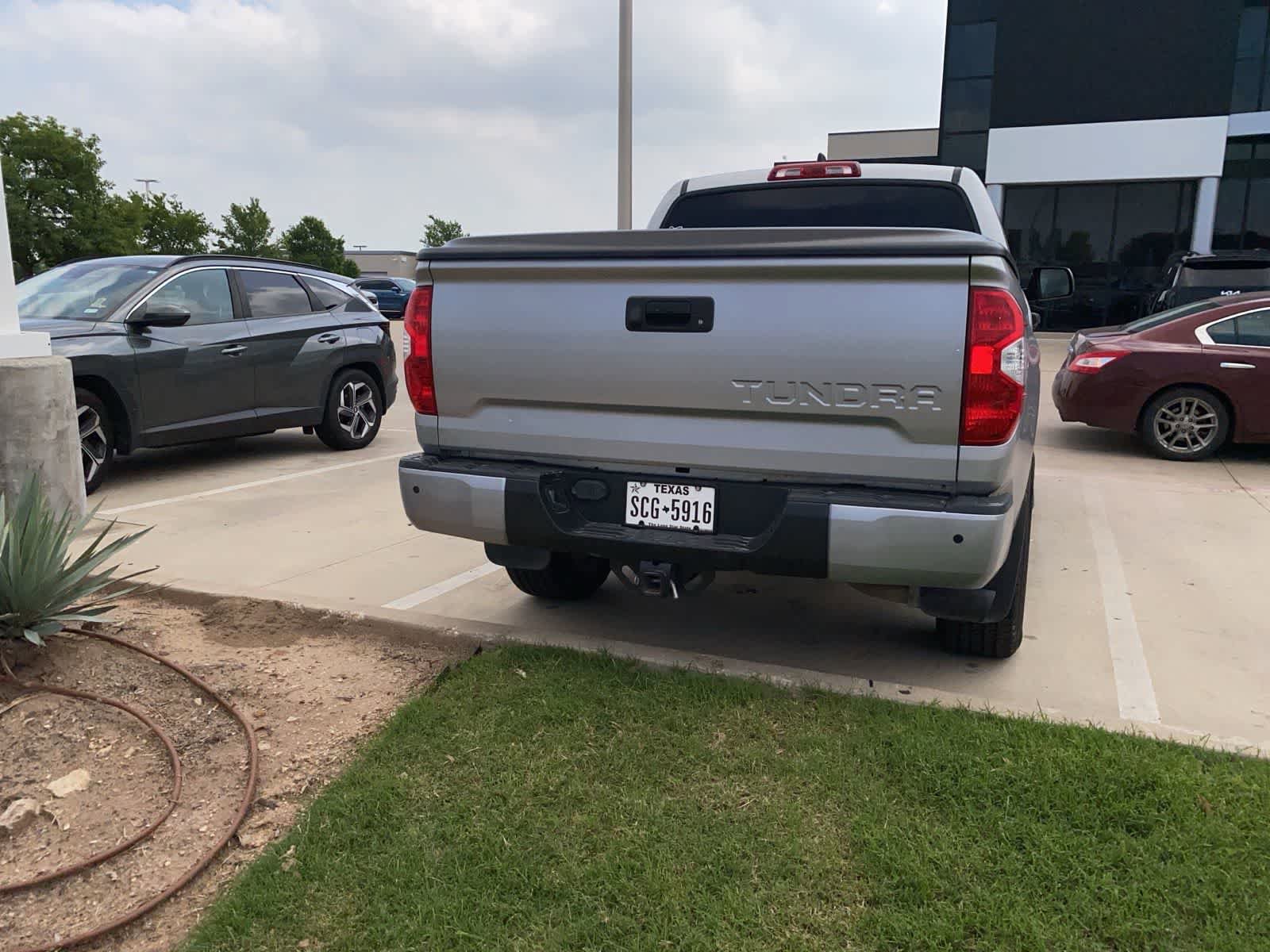 Used 2021 Toyota Tundra SR5 RWD image 7
