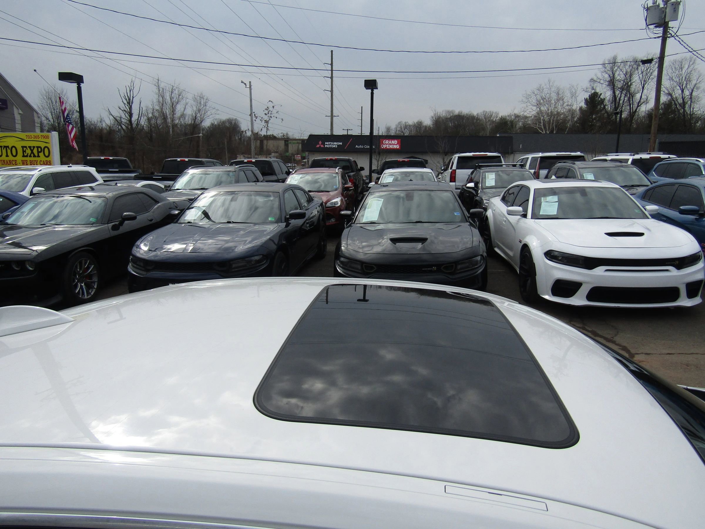 Used 2018 BMW 330i xDrive Sedan w/ Premium Package image 10