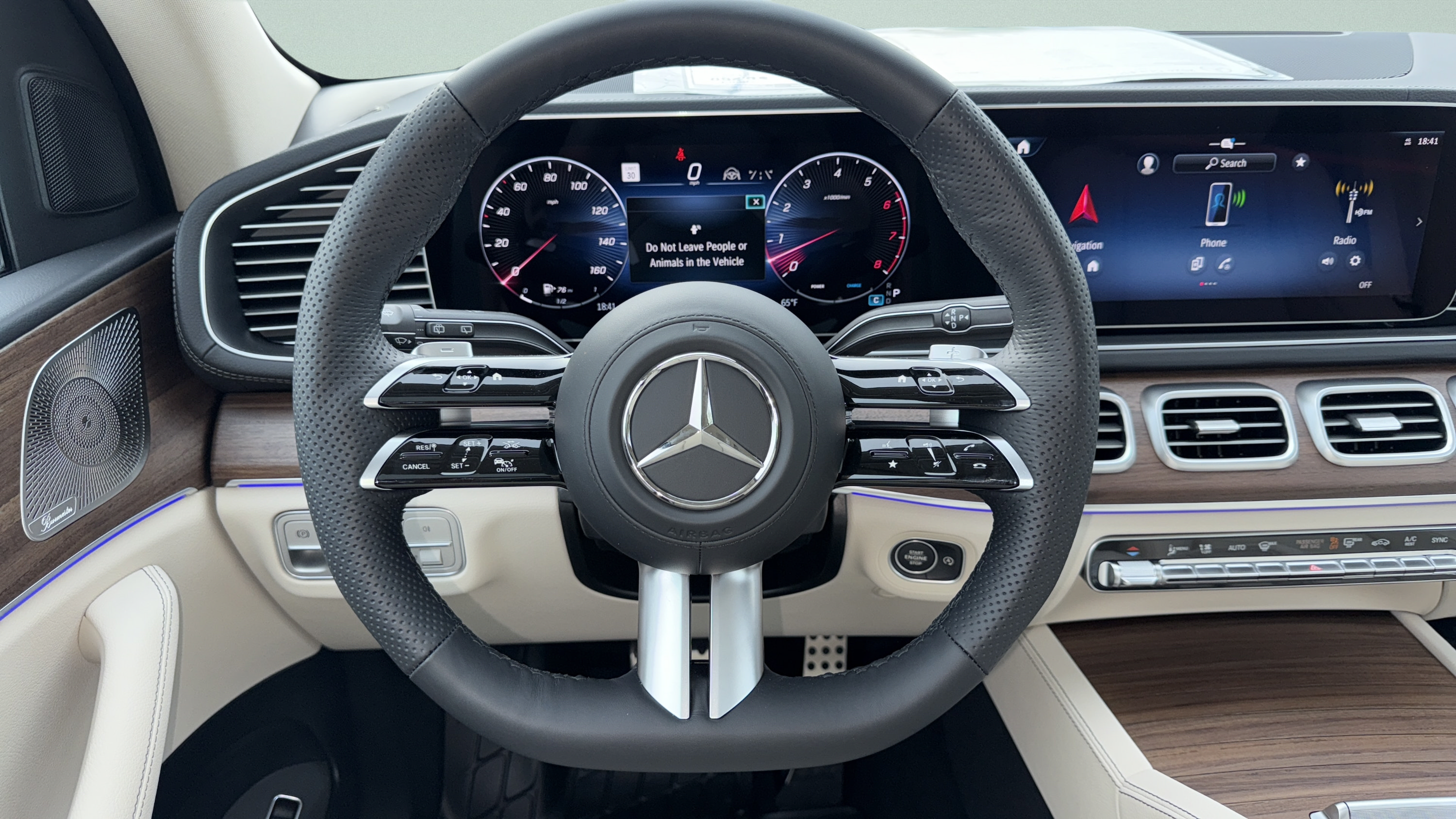 Certified 2026 Mercedes-Benz GLS 450 4MATIC image 31