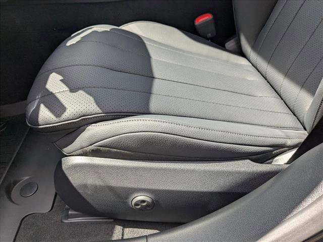 New 2026 Mercedes-Benz E 350 Sedan image 4