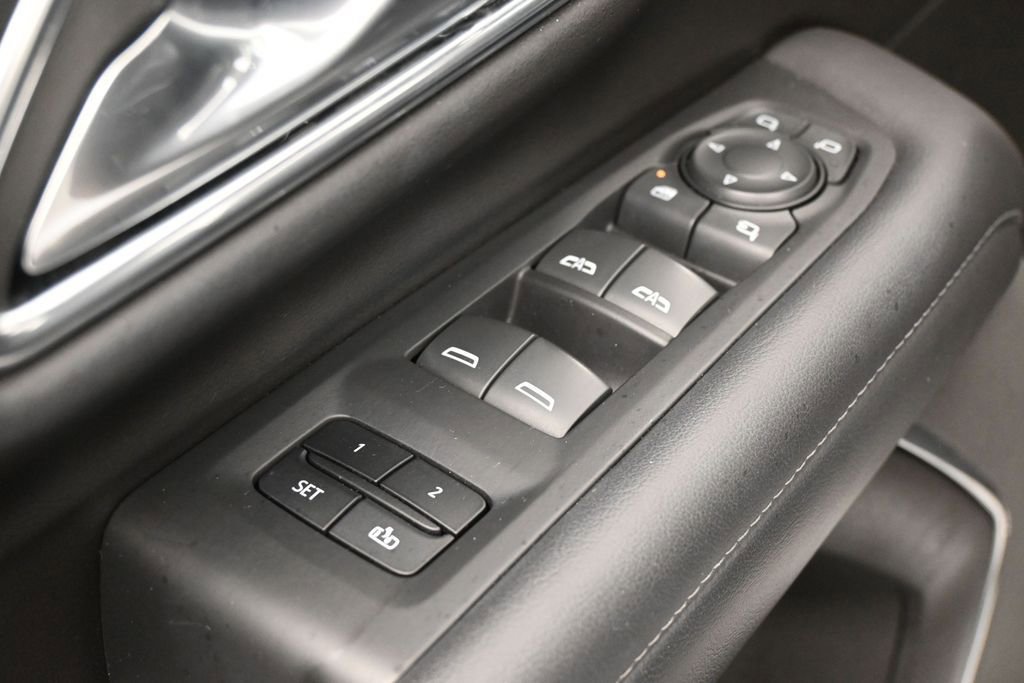 Used 2023 Chevrolet Tahoe LT w/ LT Signature Plus Package RWD image 14