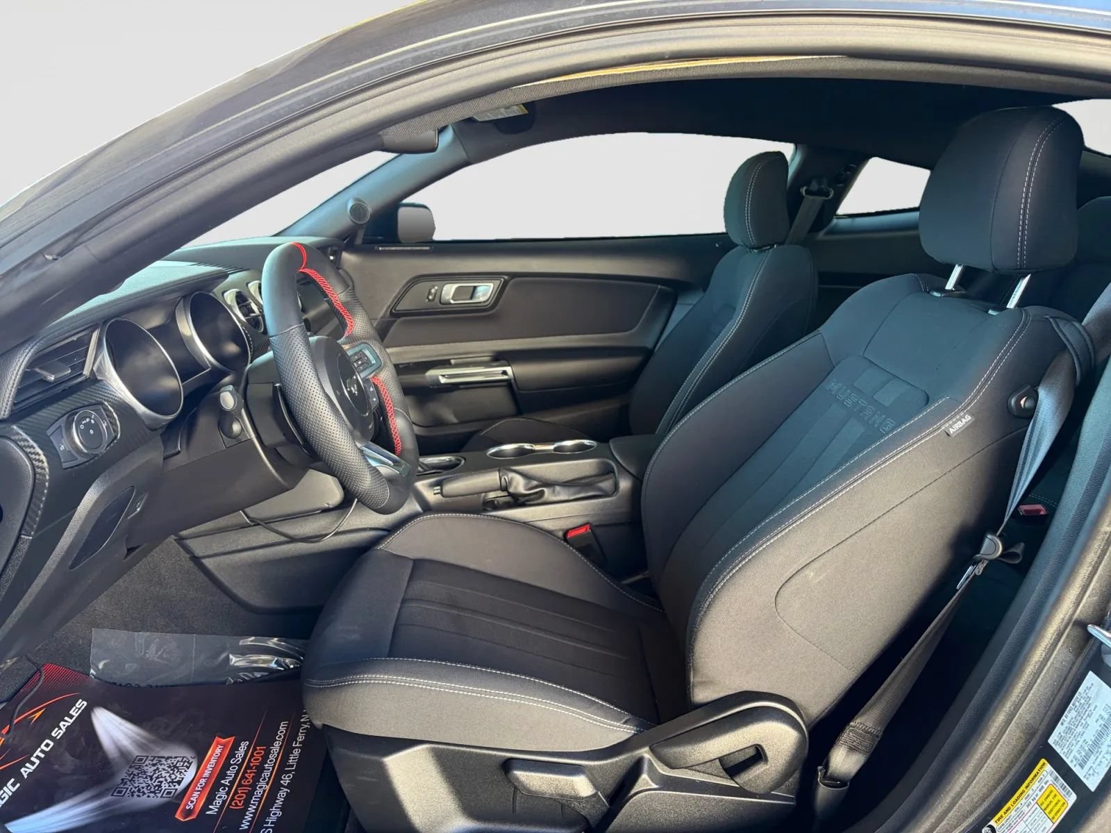 Used 2020 Ford Mustang Coupe RWD image 12