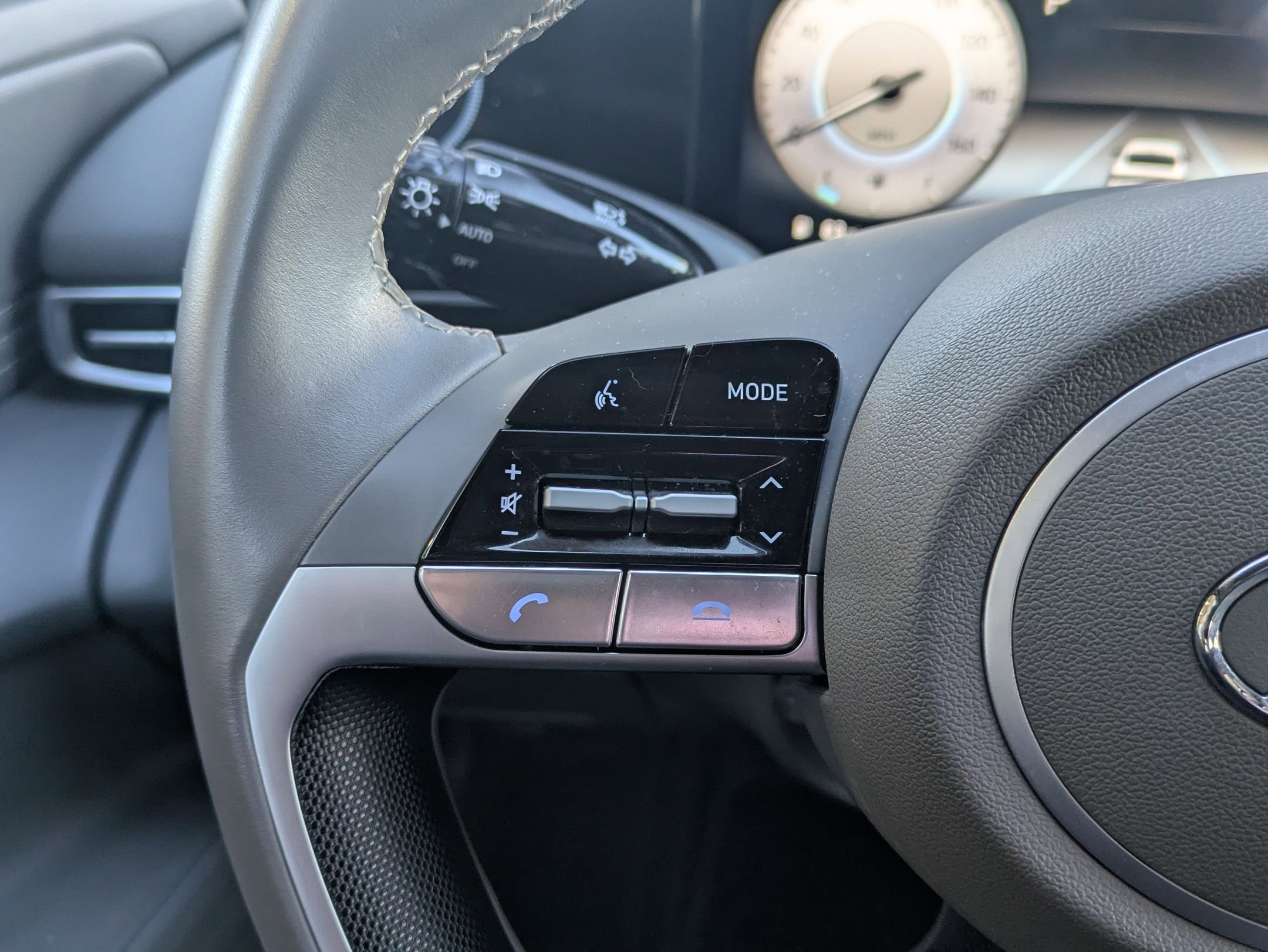 Certified 2023 Hyundai Elantra SEL w/ Convenience Package image 23