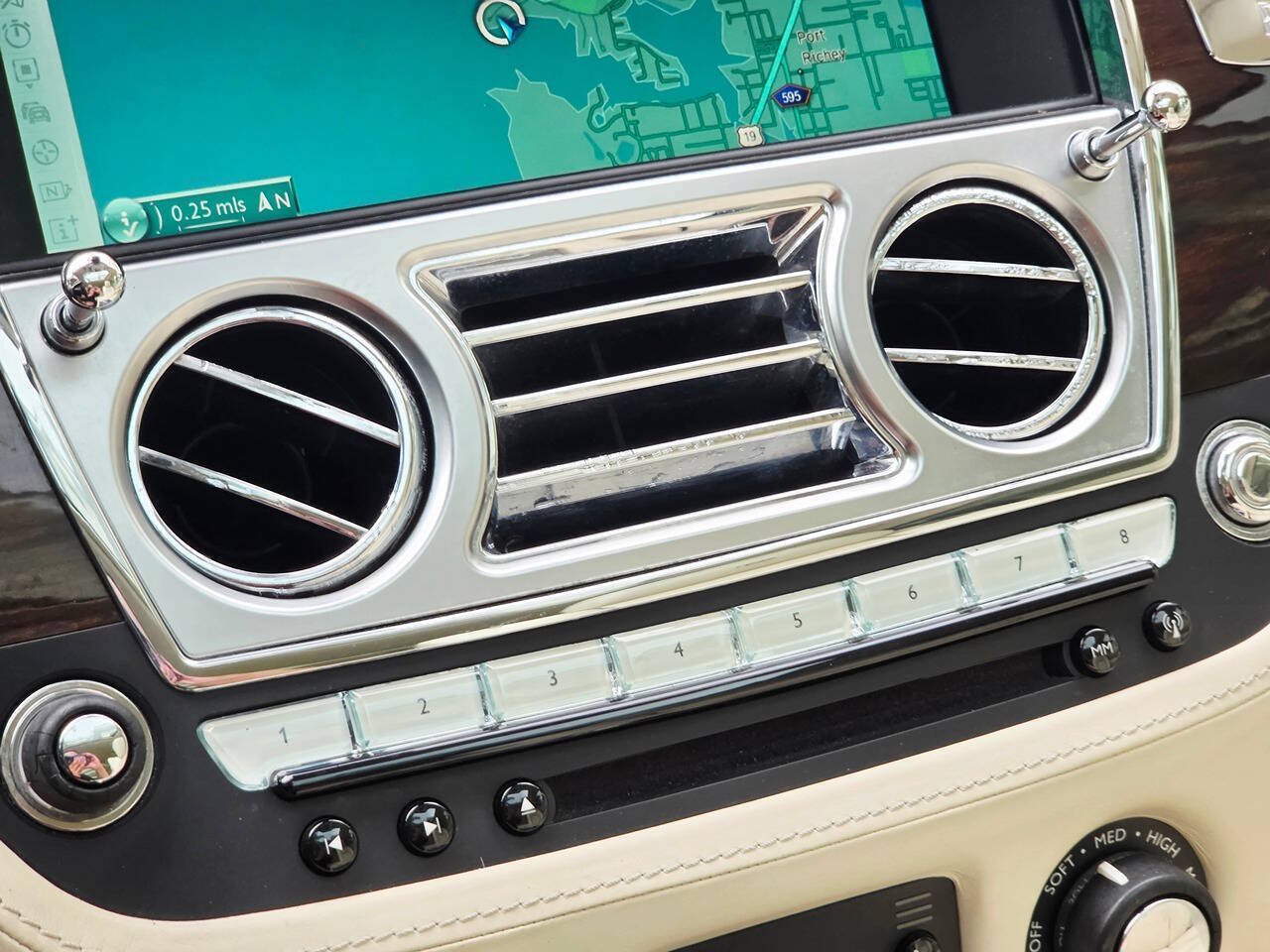 Used 2014 Rolls-Royce Wraith RWD image 69