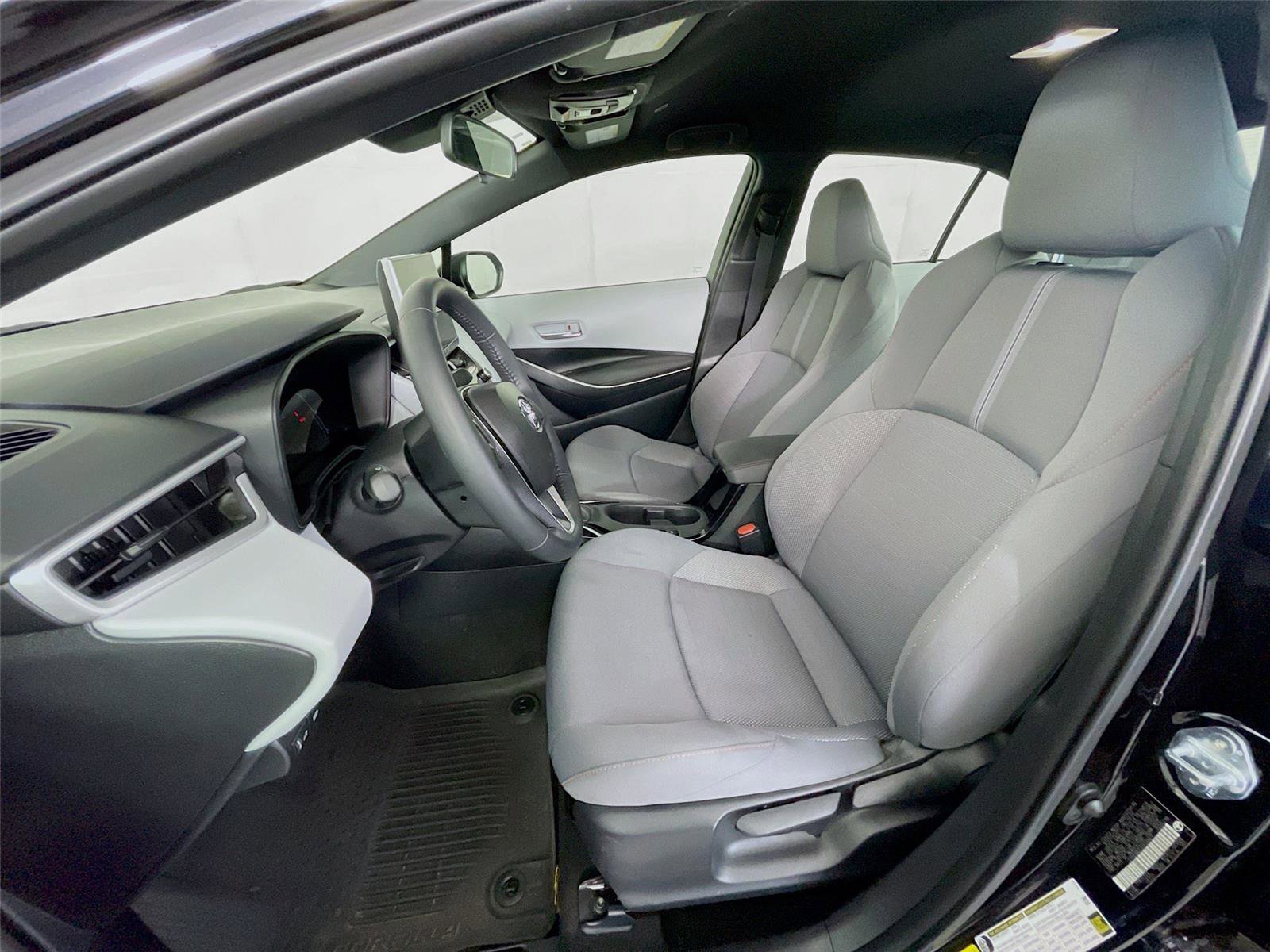 Used 2025 Toyota Corolla FX w/ Convenience Package image 23