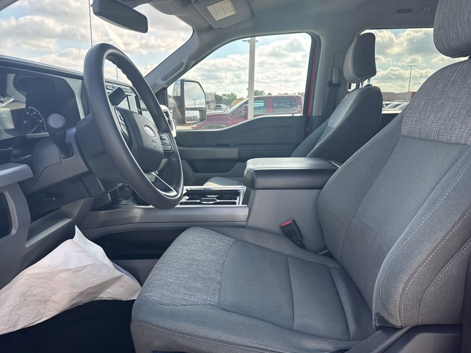 Used 2023 Ford F350 XLT AWD/4WD image 10