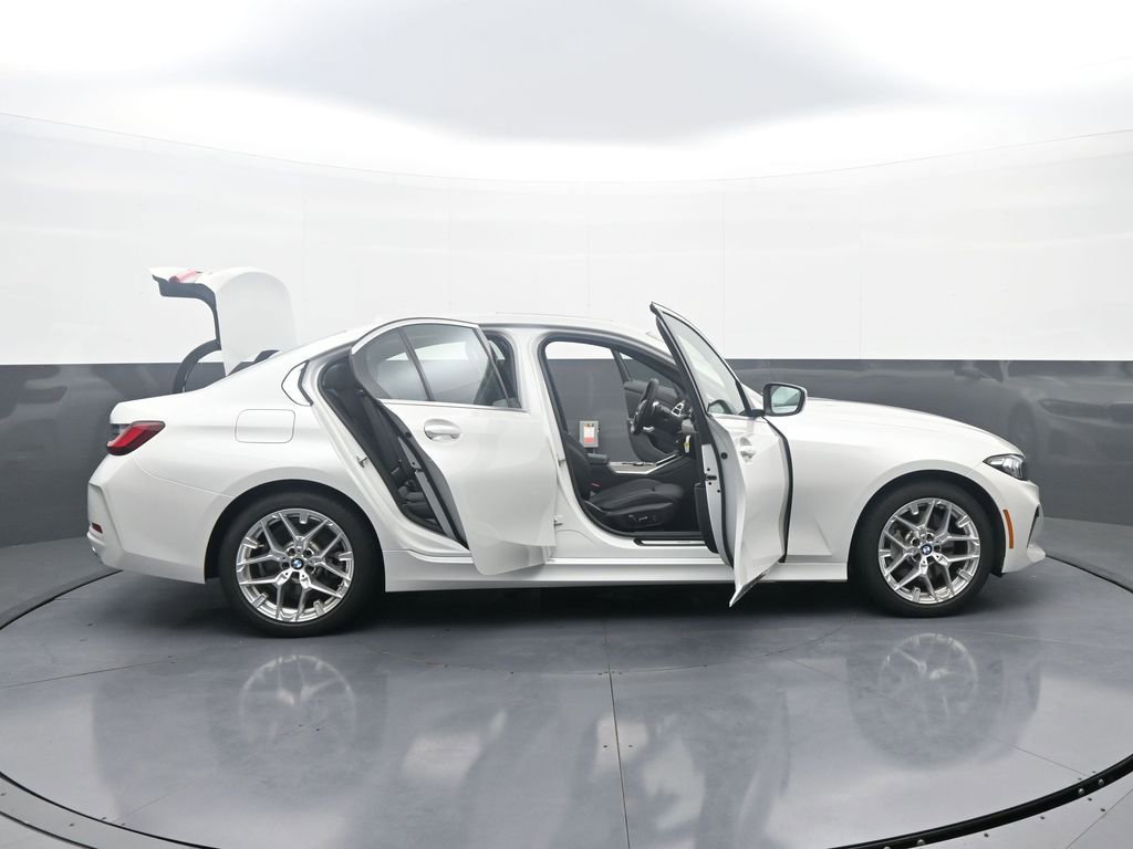 New 2025 BMW 330i xDrive Sedan w/ Convenience Package image 44