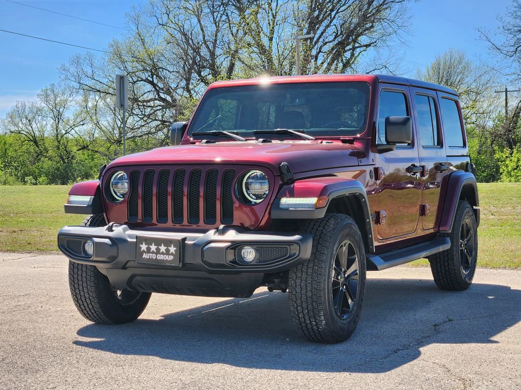 Used 2021 Jeep Wrangler Unlimited Sahara AWD/4WD image 3