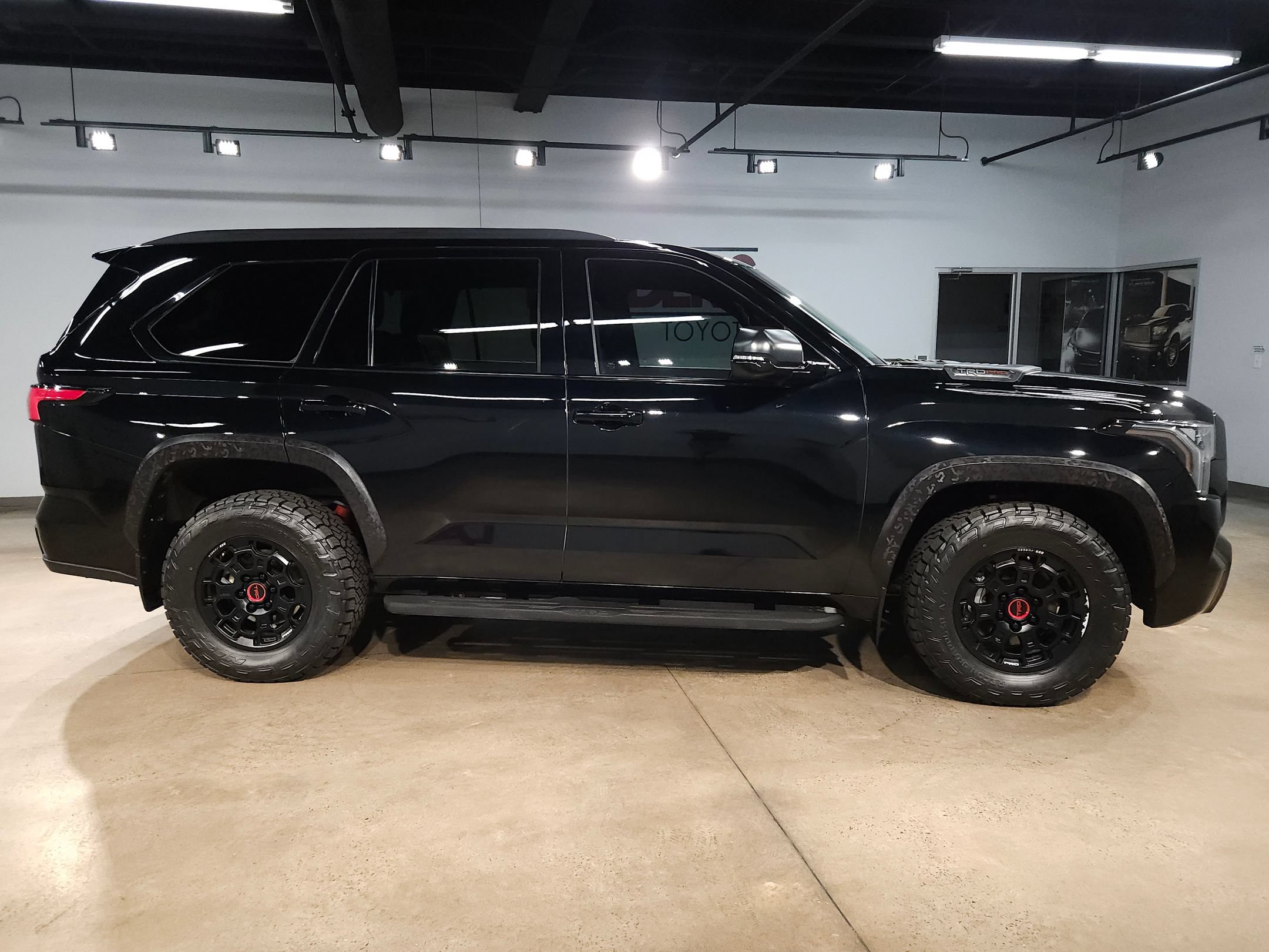 Used 2024 Toyota Sequoia TRD Pro AWD/4WD image 8