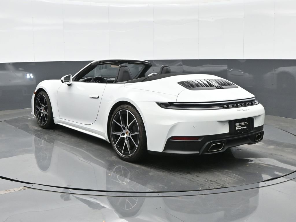 Certified 2025 Porsche 911 Carrera image 3