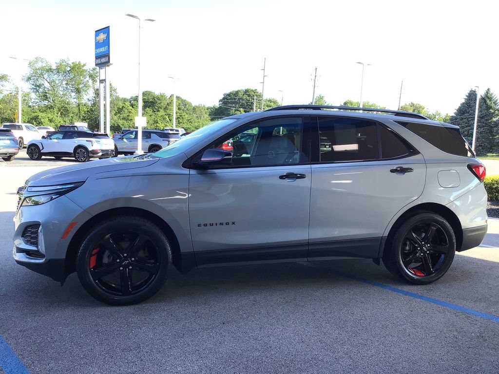 Used 2023 Chevrolet Equinox Premier w/ Redline Edition FWD image 11