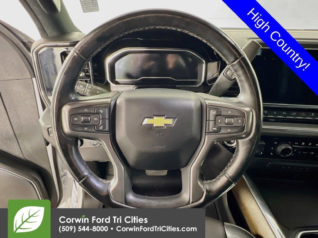 Used 2024 Chevrolet Silverado 3500 High Country w/ High Country Premium Package AWD/4WD image 7