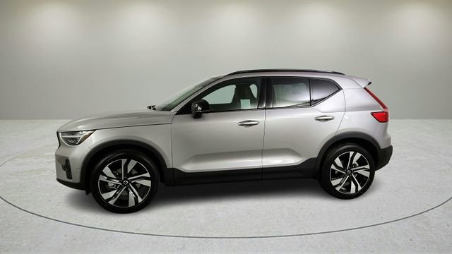 New 2026 Volvo XC40 B5 Ultra w/ Climate Package AWD/4WD image 7