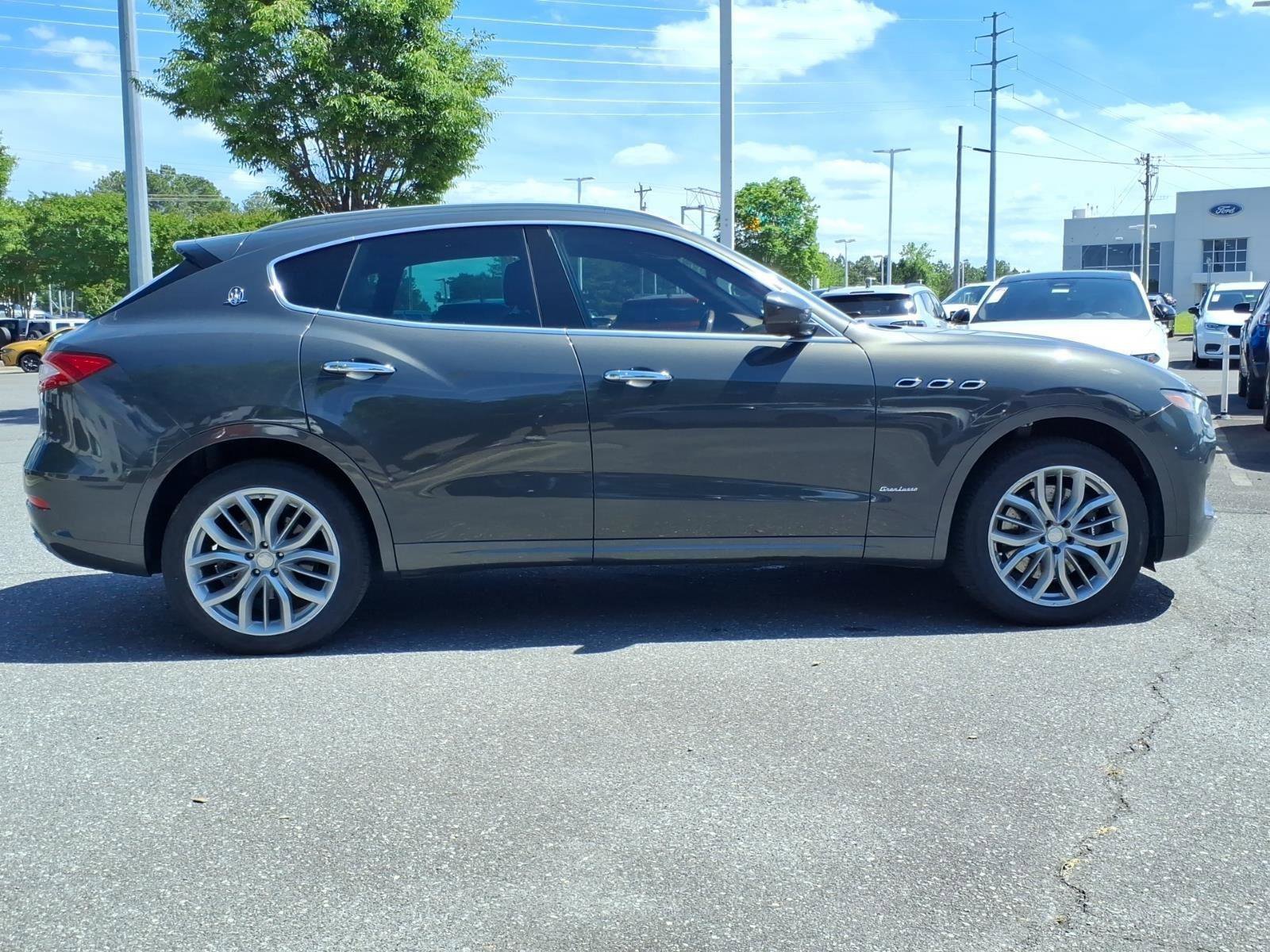 Used 2018 Maserati Levante S GranLusso AWD/4WD image 2