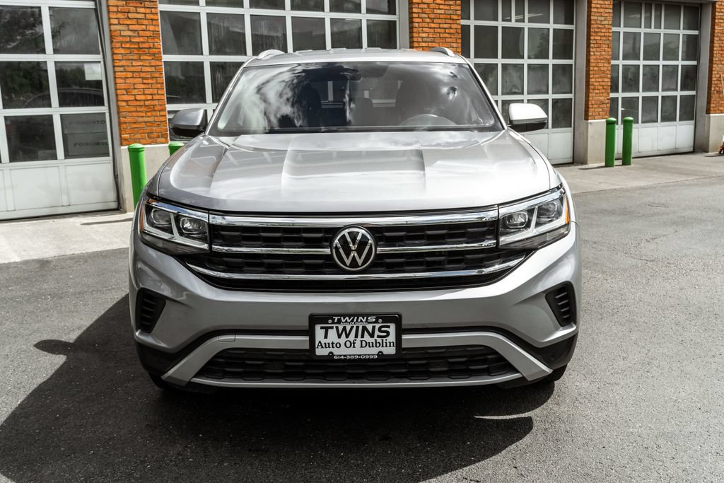 Used 2022 Volkswagen Atlas Cross Sport SE AWD/4WD image 34
