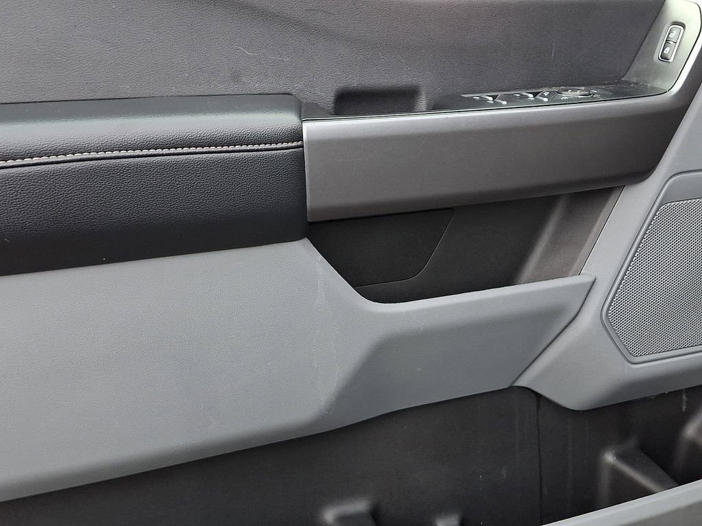 Certified 2025 Ford F250 XLT w/ Snow Plow Prep Package image 13