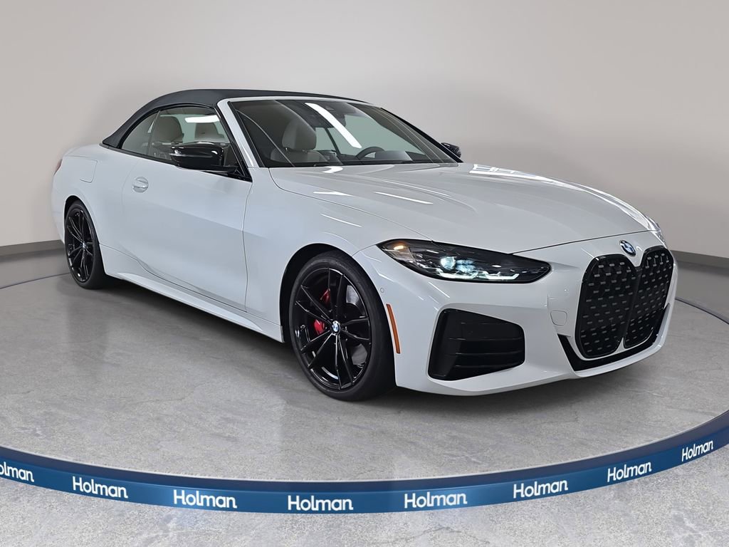 Used 2023 BMW M440i Convertible w/ Premium Package image 3