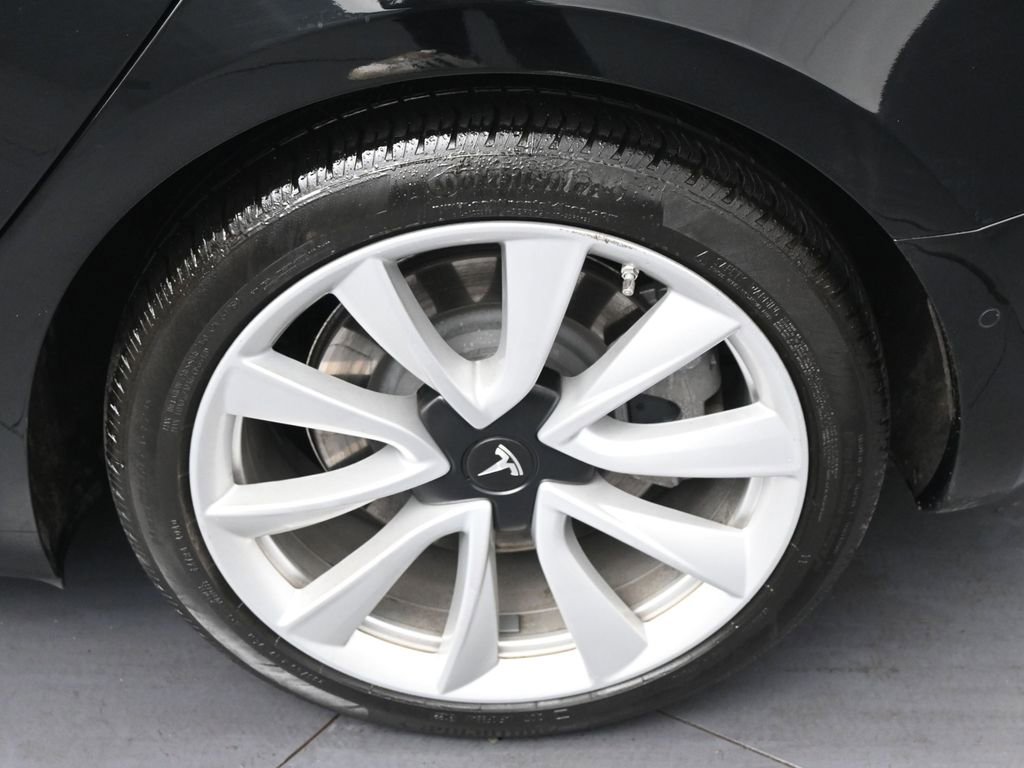 Used 2018 Tesla Model 3 Mid Range image 35