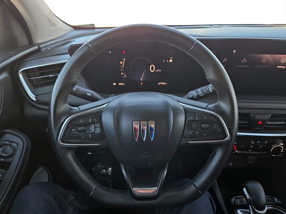 Used 2024 Buick Encore GX Sport Touring image 14
