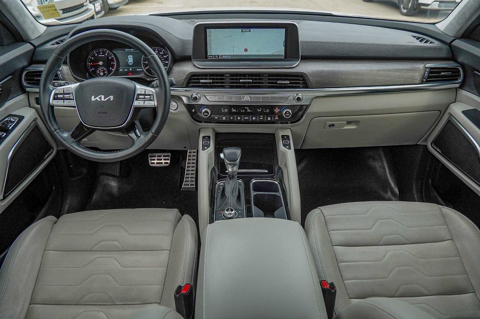 Certified 2022 Kia Telluride SX w/ SX Prestige Package image 27