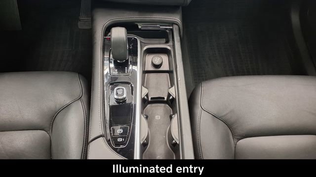 Used 2024 Volvo XC90 B5 Core image 32