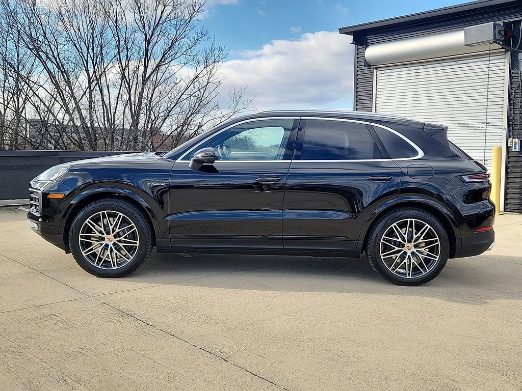 New 2026 Porsche Cayenne E-Hybrid image 2