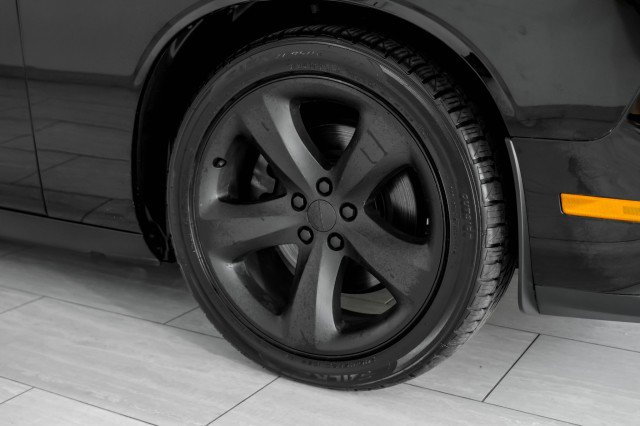 Used 2014 Dodge Challenger R/T image 40