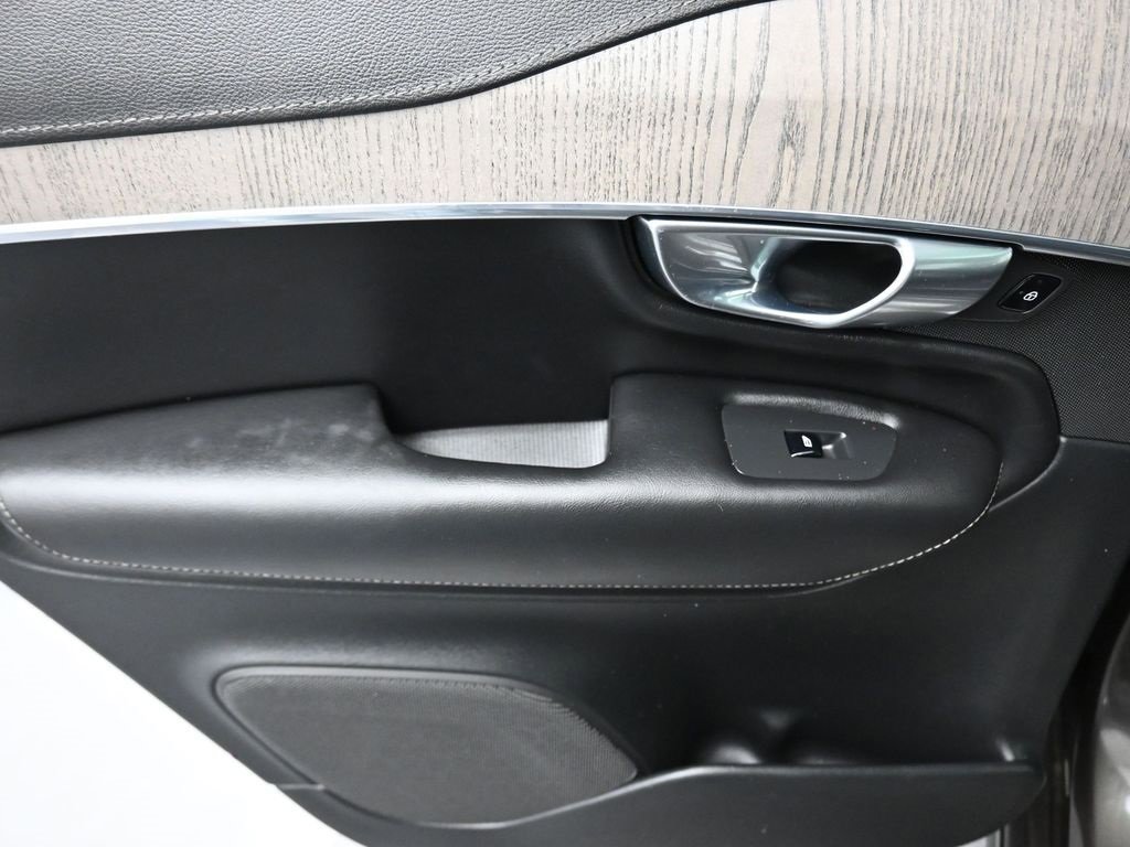 Used 2021 Volvo XC90 T6 Inscription image 35
