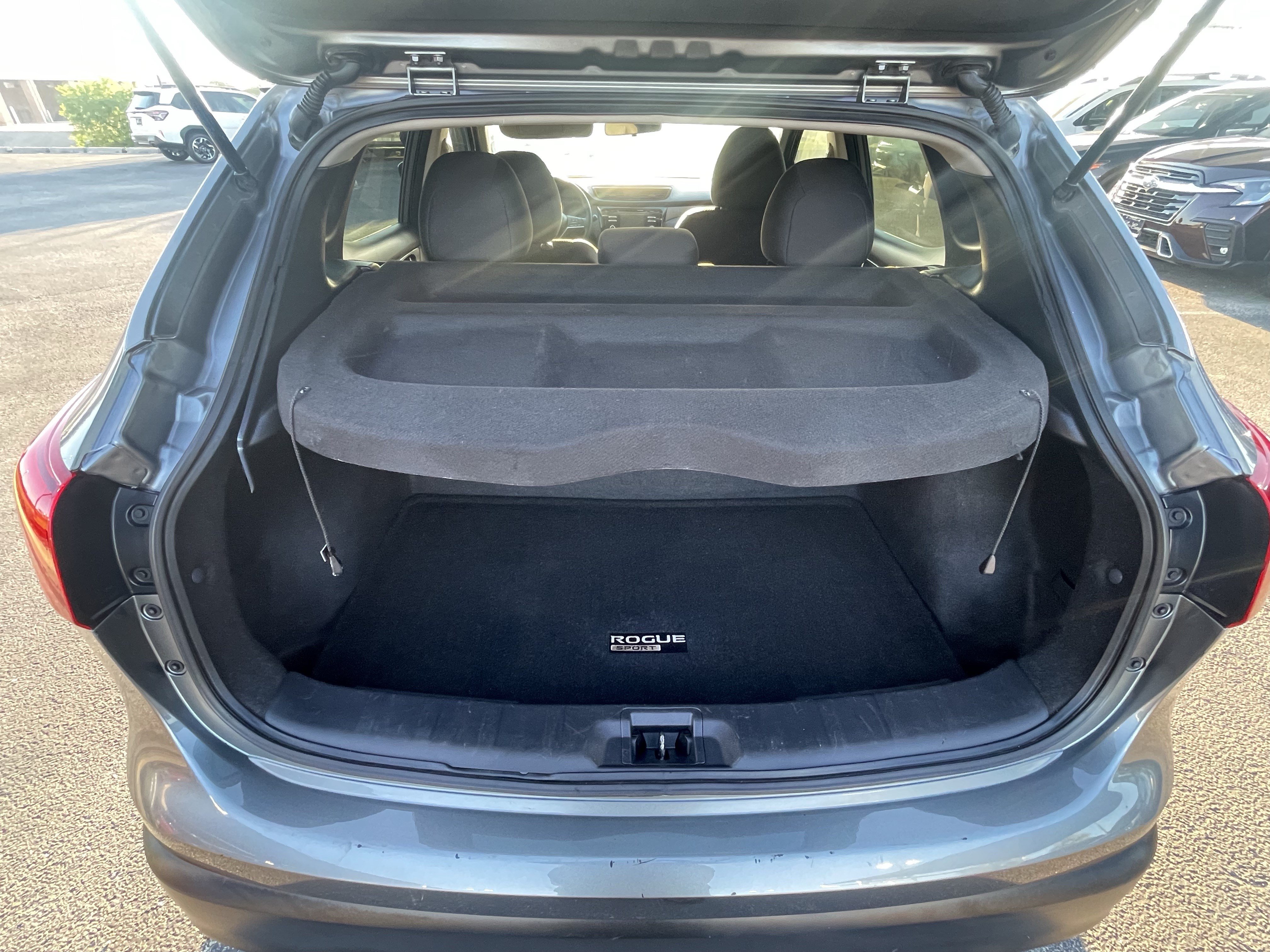 Used 2018 Nissan Rogue Sport S w/ S Appearance Package FWD image 12
