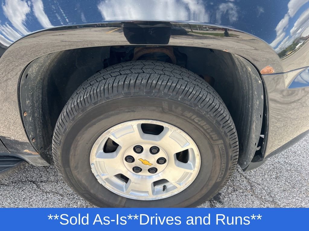 Used 2013 Chevrolet Suburban LT AWD/4WD image 20