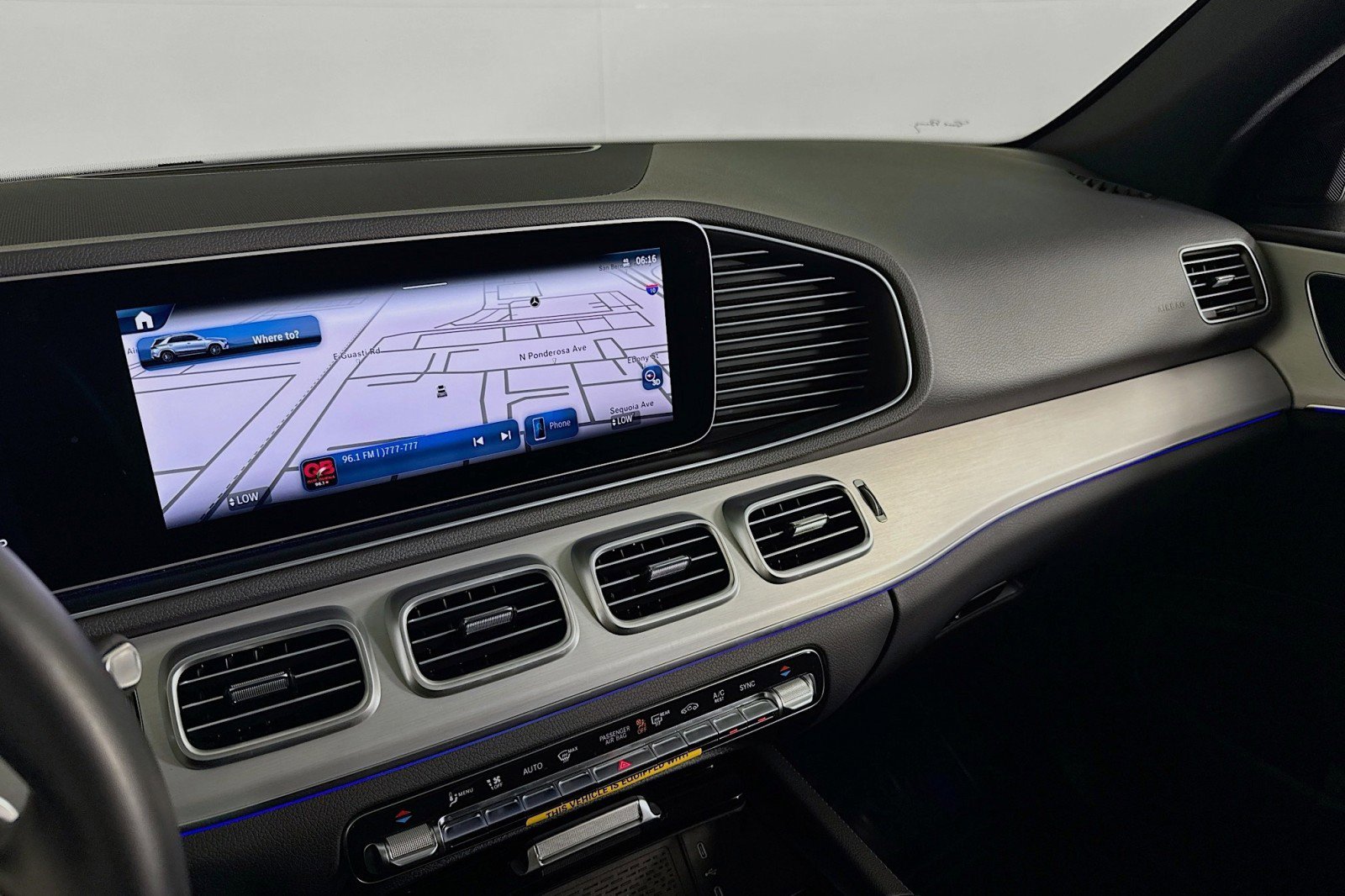 Certified 2025 Mercedes-Benz GLE 450 4MATIC image 20