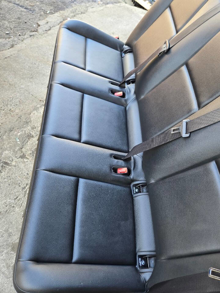 Used 2017 Mercedes-Benz Sprinter 2500 image 37