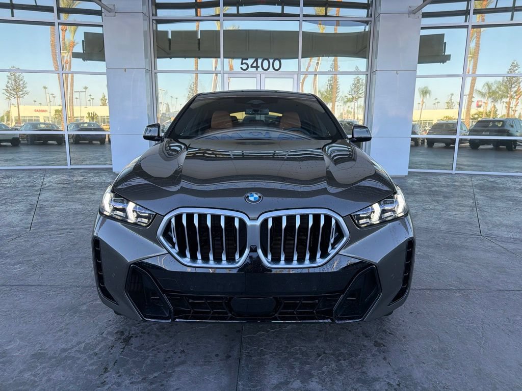 New 2026 BMW X6 xDrive40i w/ Climate Comfort Package AWD/4WD image 2